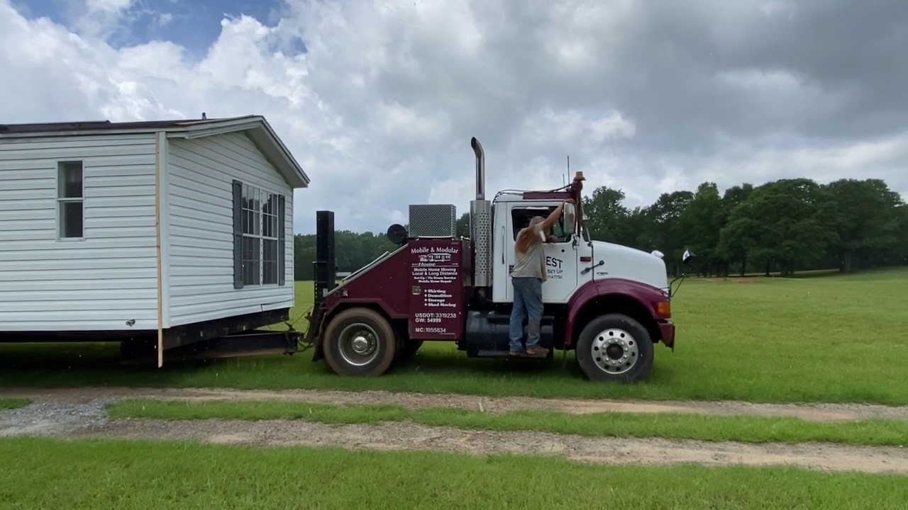Why Florida Mobile Home Moving Companies Are Essential for Your Move